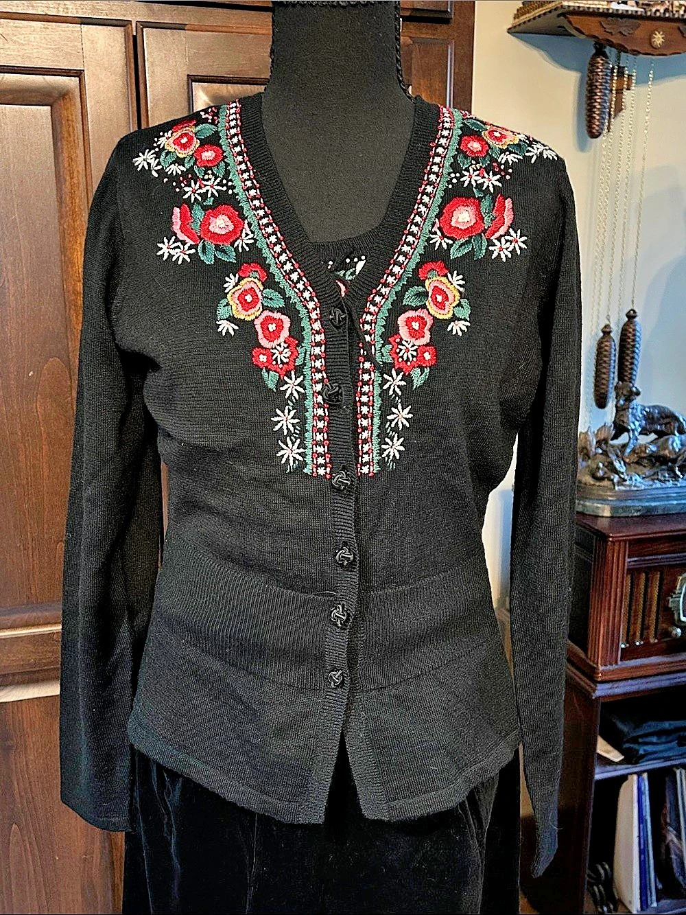 90’s NWT Carole Little Floral Embroidered Cardigan Set in Black Size M - Wool